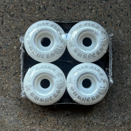 Image of 4 wheels in package.