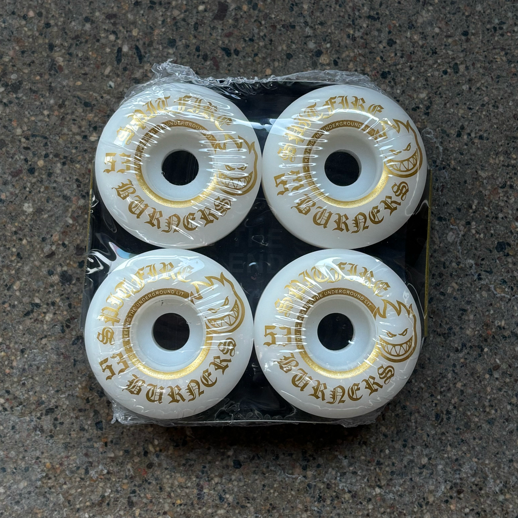 Image of 4 wheels in package.