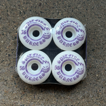 Image of 4 wheels in package. 