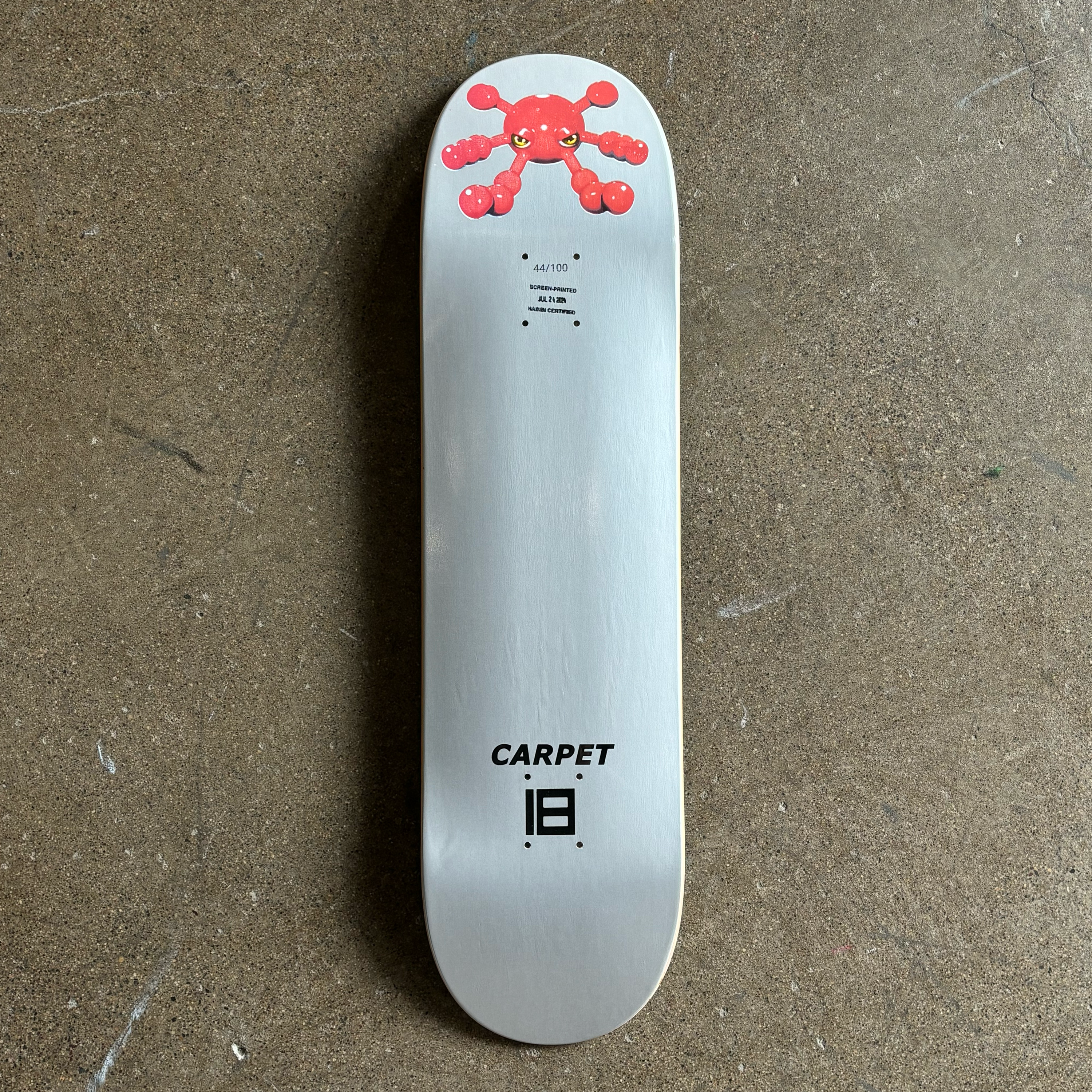 CARPET SEASON 18 BACTERIA DECK
GREY PAINT WITH RED COLOR BACTERIA CARTOON AND GOLD FOIL CARPET LOGO