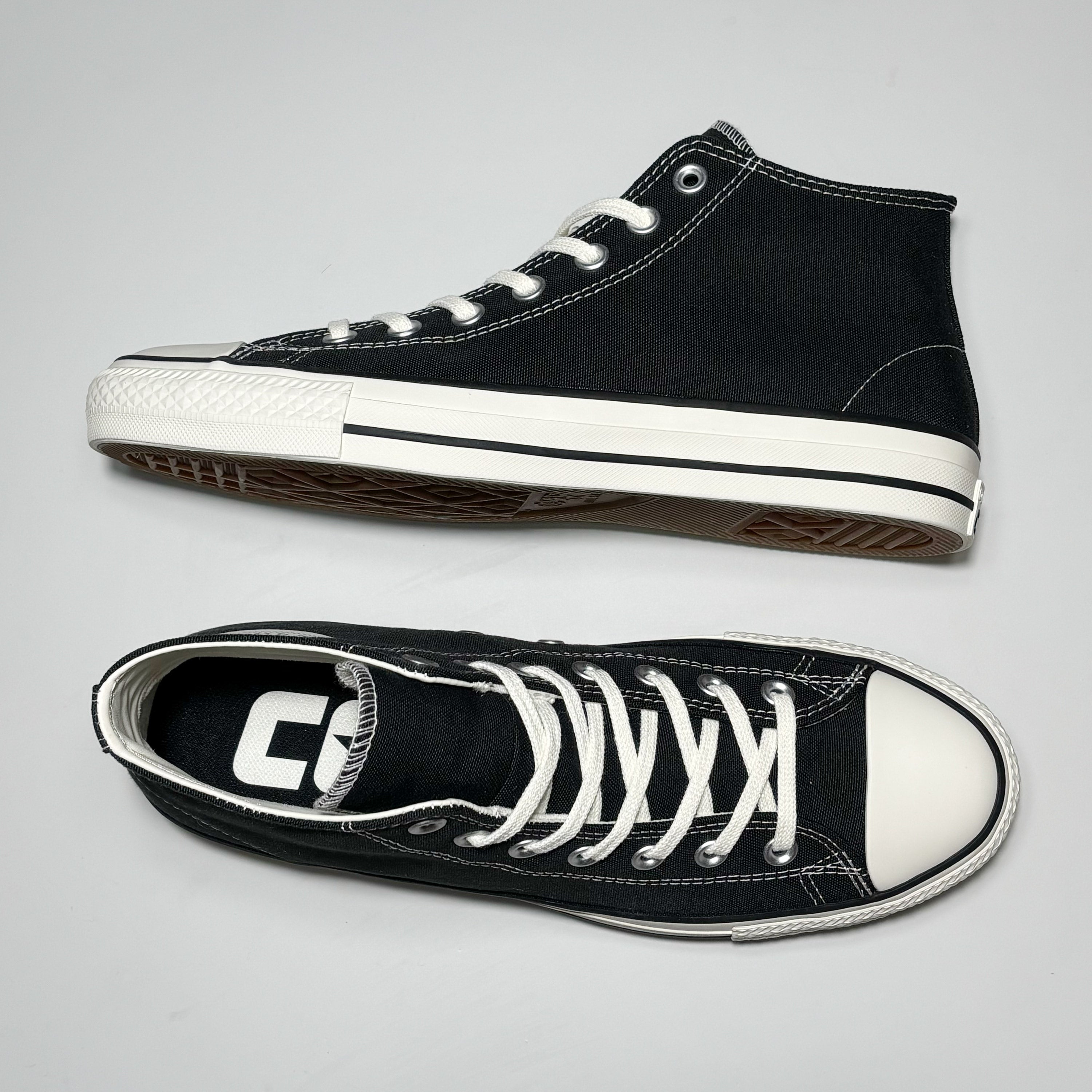 Toe down view with side profile.
