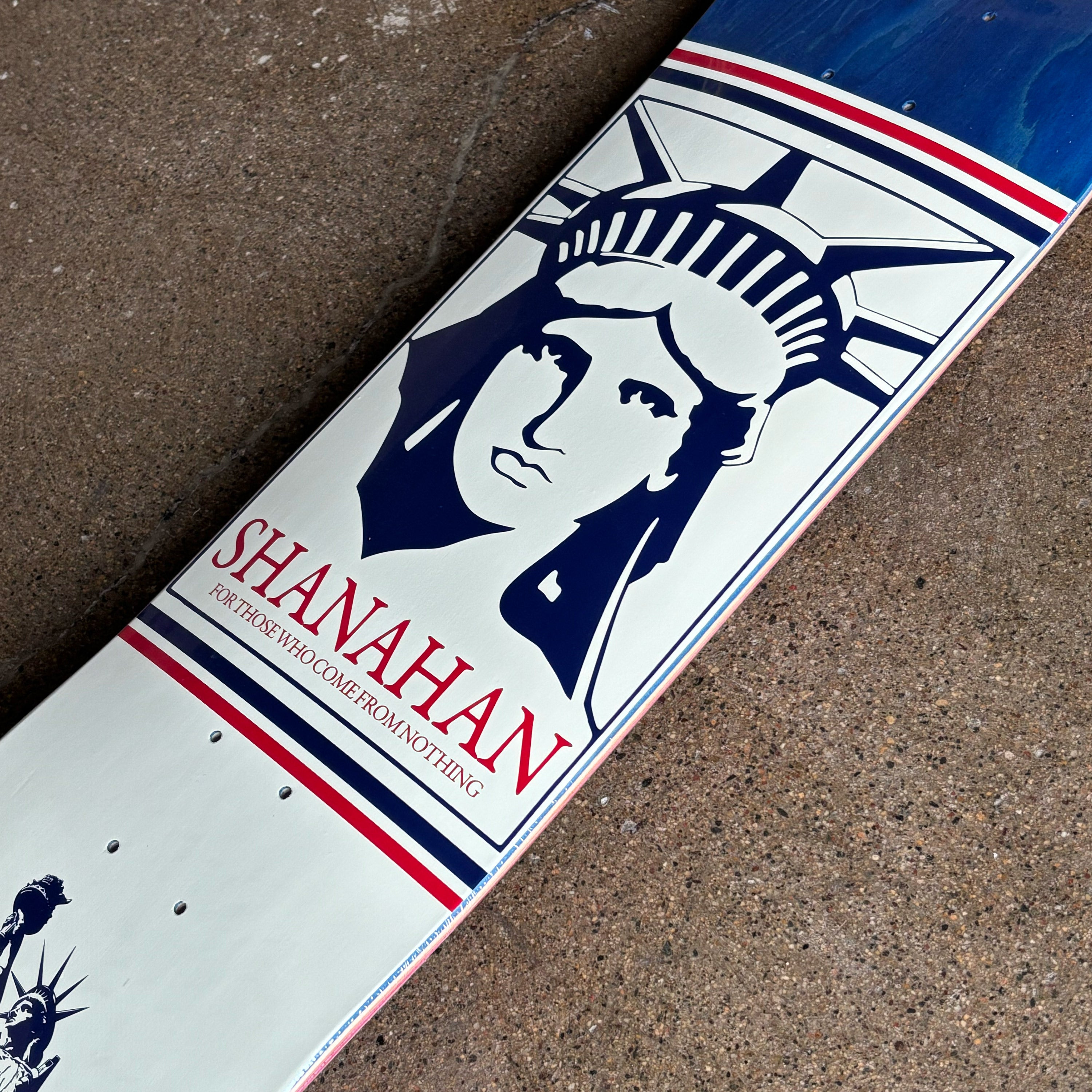 Familia Skateboard Shop