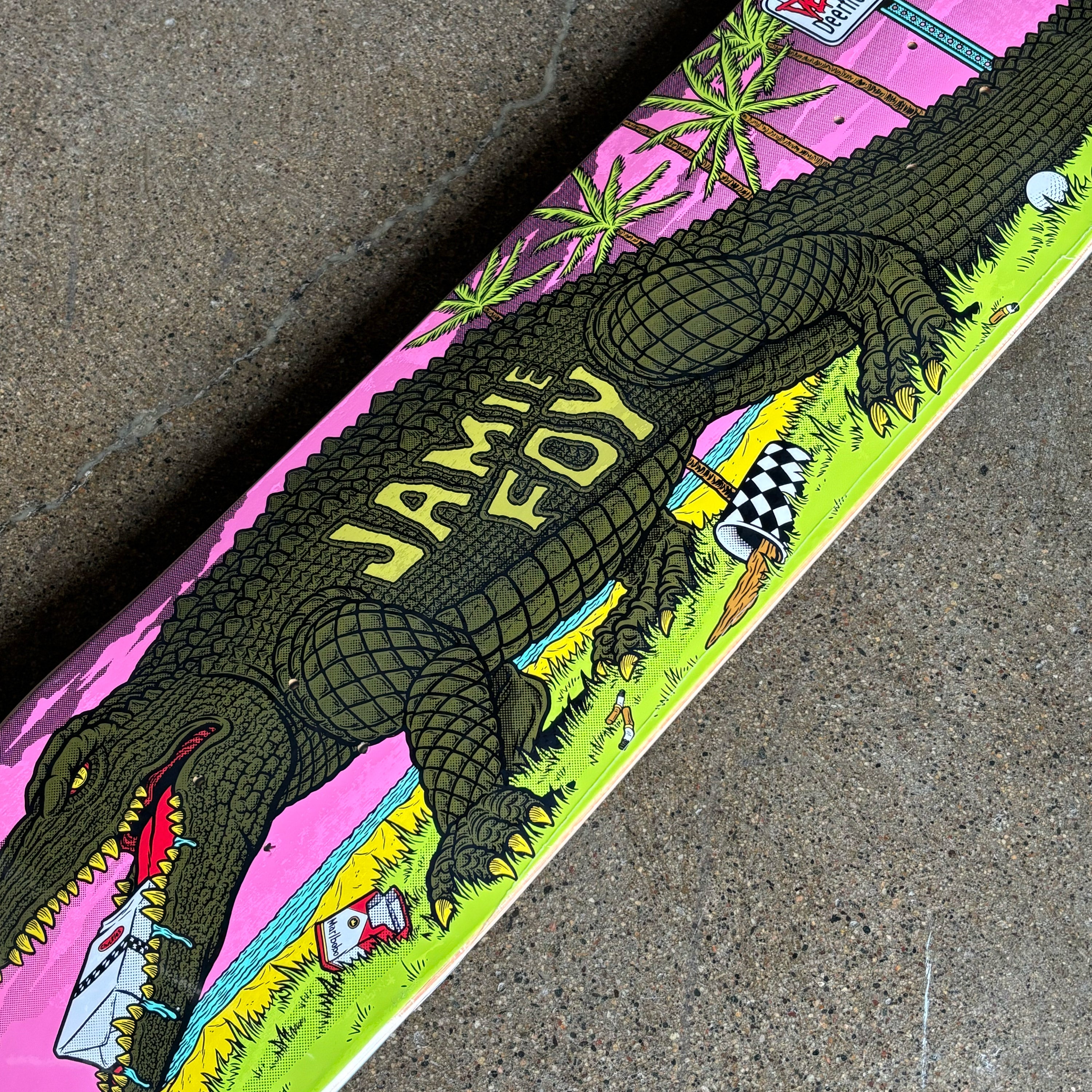 Close detail of crocodile art. 