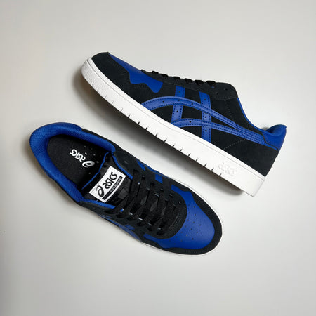 ASICS JAPAN PRO IN BLACK AND BLUE WITH WHITE SOLE