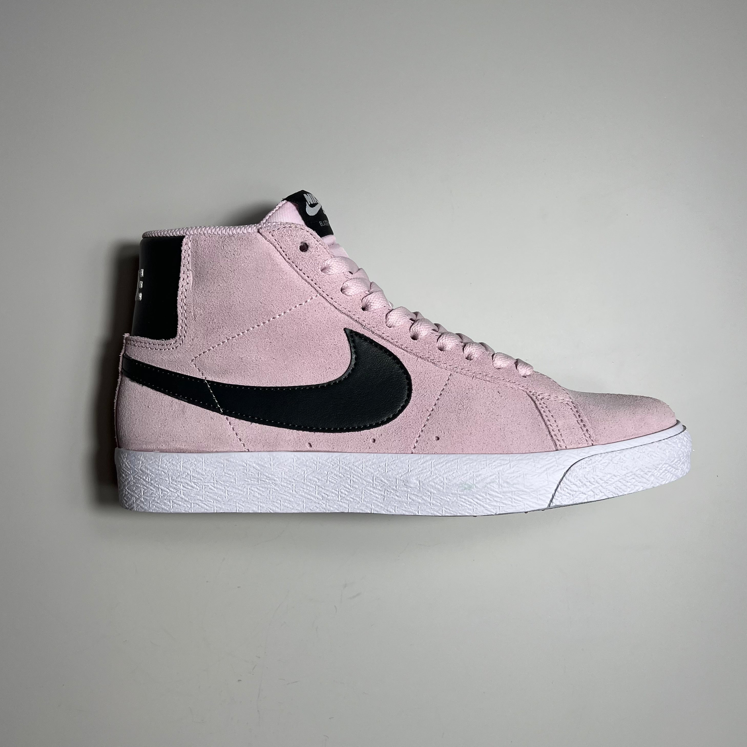NIKE SB BLAZER MID IN PINK SUEDE WITH BLACK SWOOSH