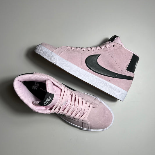 NIKE SB BLAZER MIDS IN PINK SUEDE WITH BLACK SWOOSH