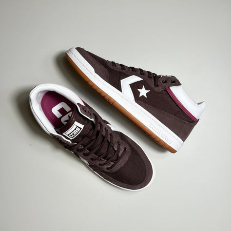 CONVERSE FASTBREAK PRO MID IN RUGGED BROWN WITH WHITE SOLE AND GUM TRIM