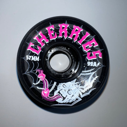 CHERRIES BLACK SPIDERS 57MM WHEELS