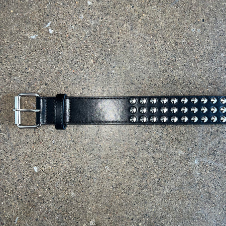 LOOSEY BLACK LEATHER SILVER STUDDED BELT WITH SILVER CLASP