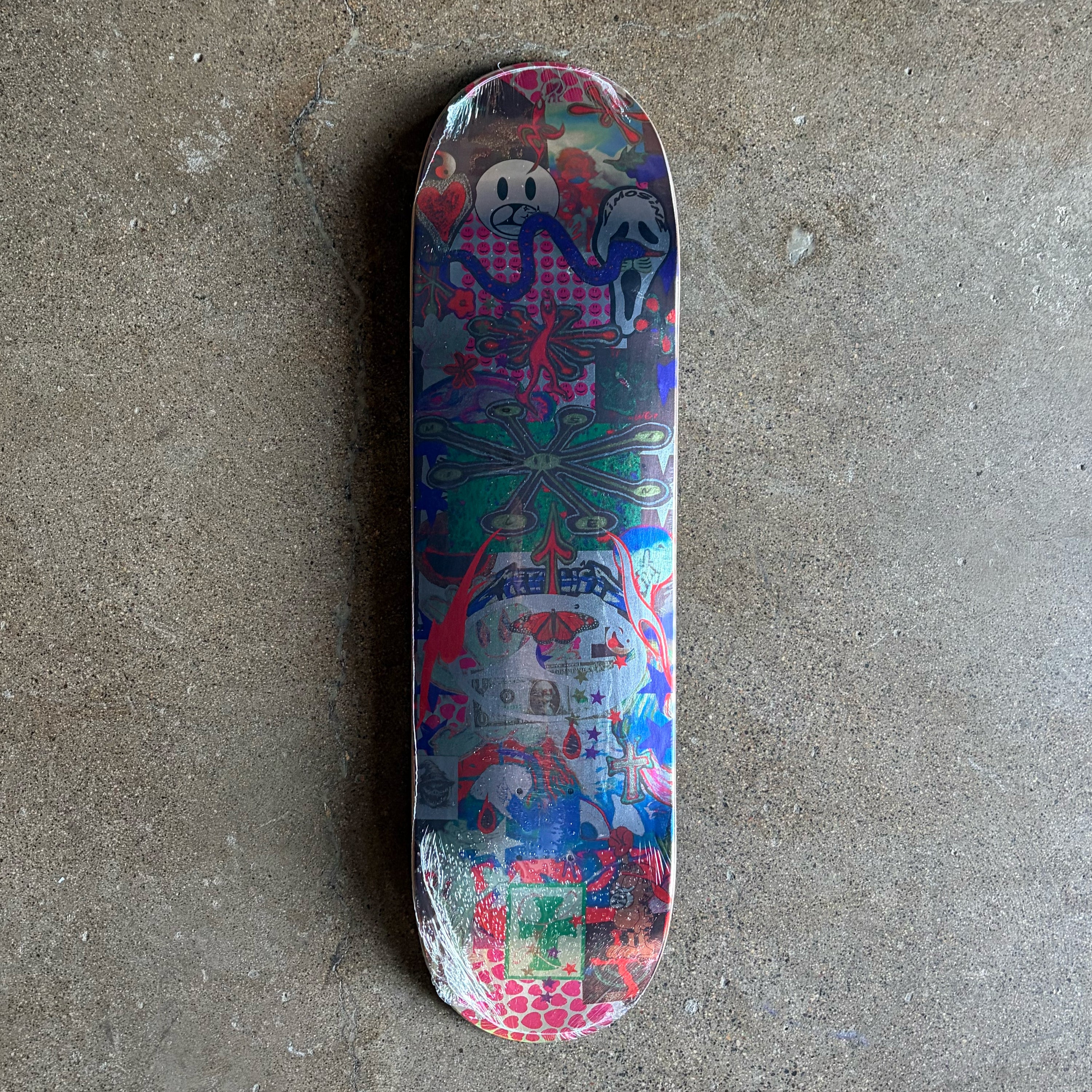 Full image of Limosine Skateboard deck.
Hugo Boseroup pro model