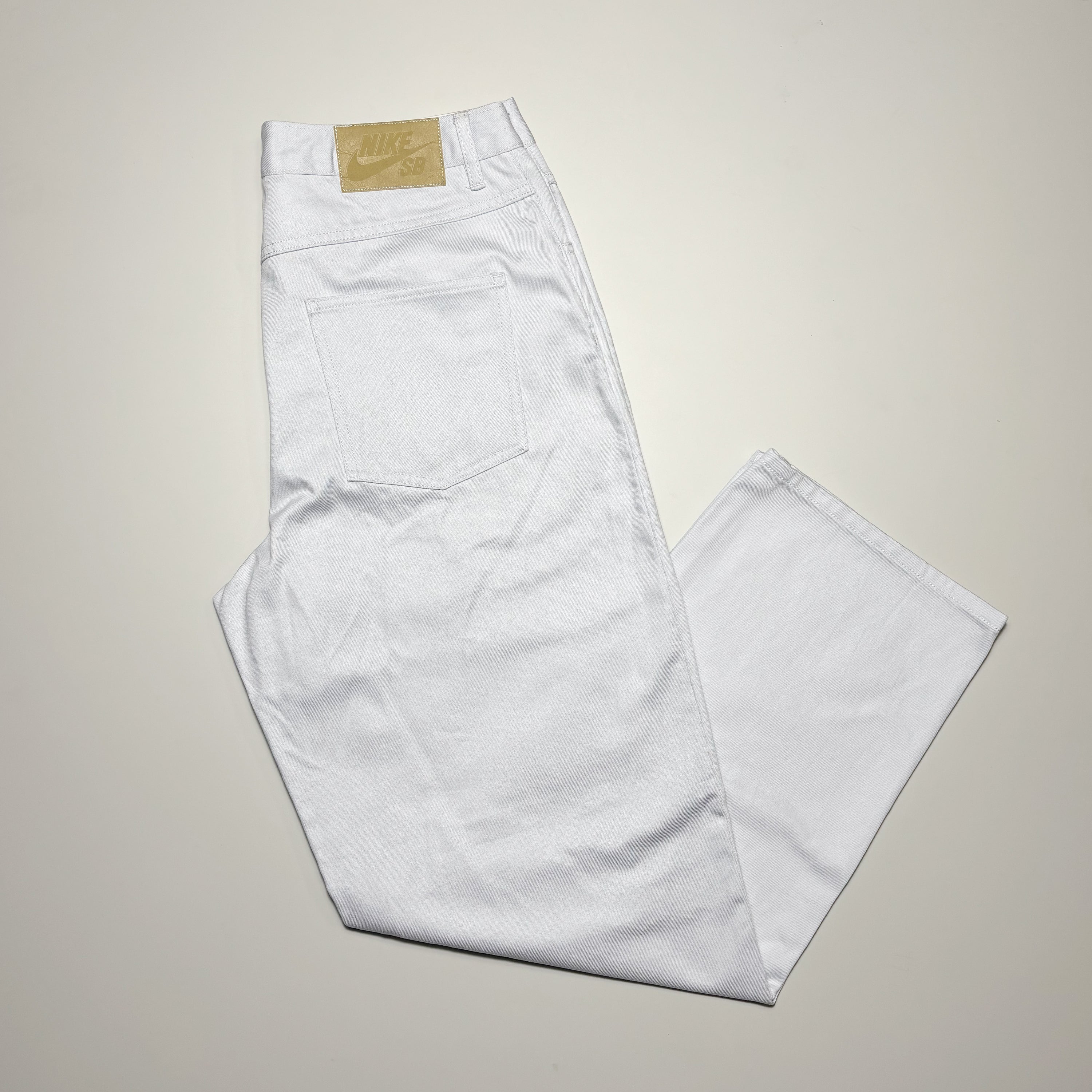 Familia Skateboard Shop