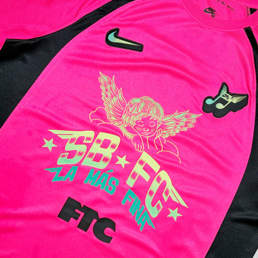 Close up detail of Nike SB Club 58 jersey.
SB FC Angel printed text and artwork on front