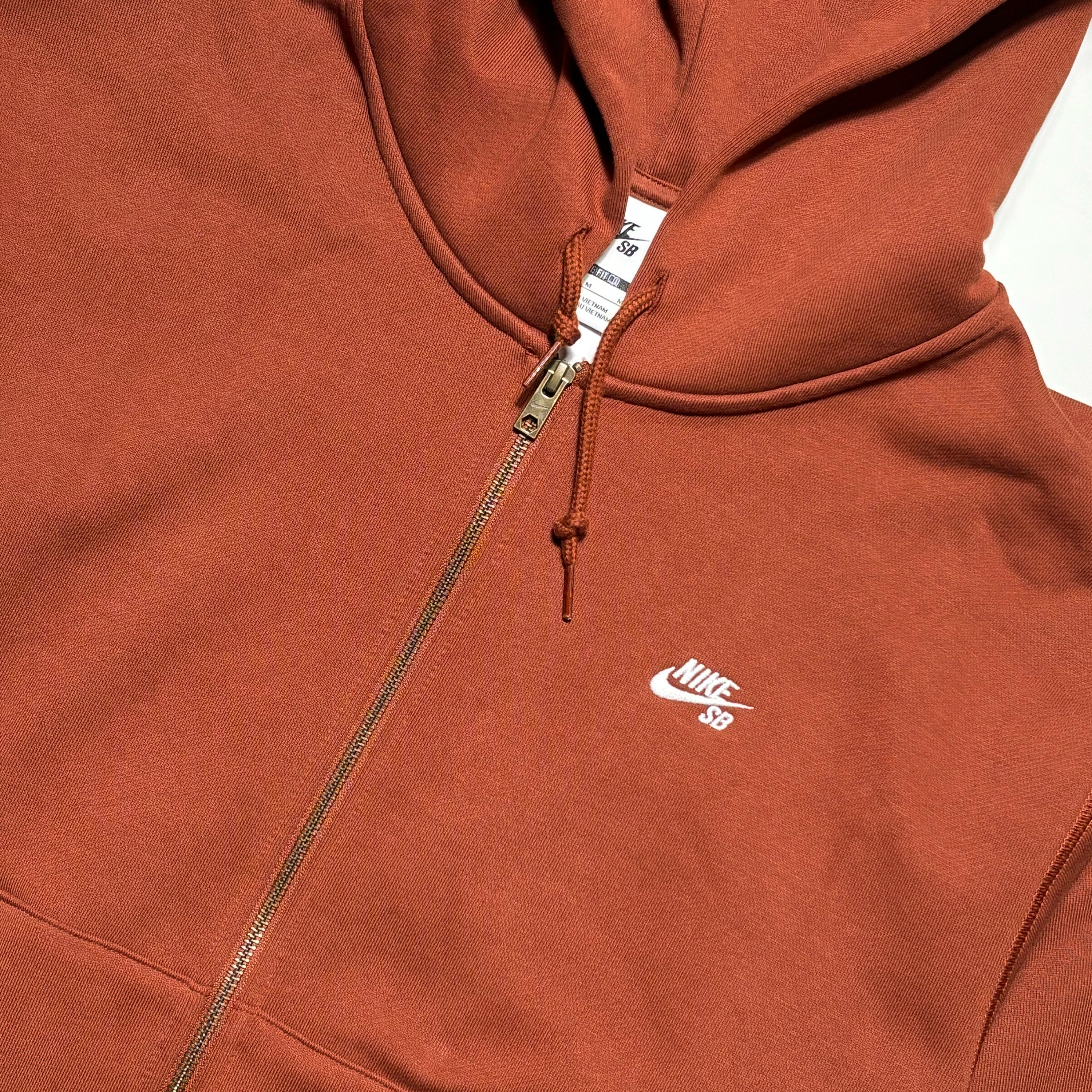 Familia Skateboard Shop