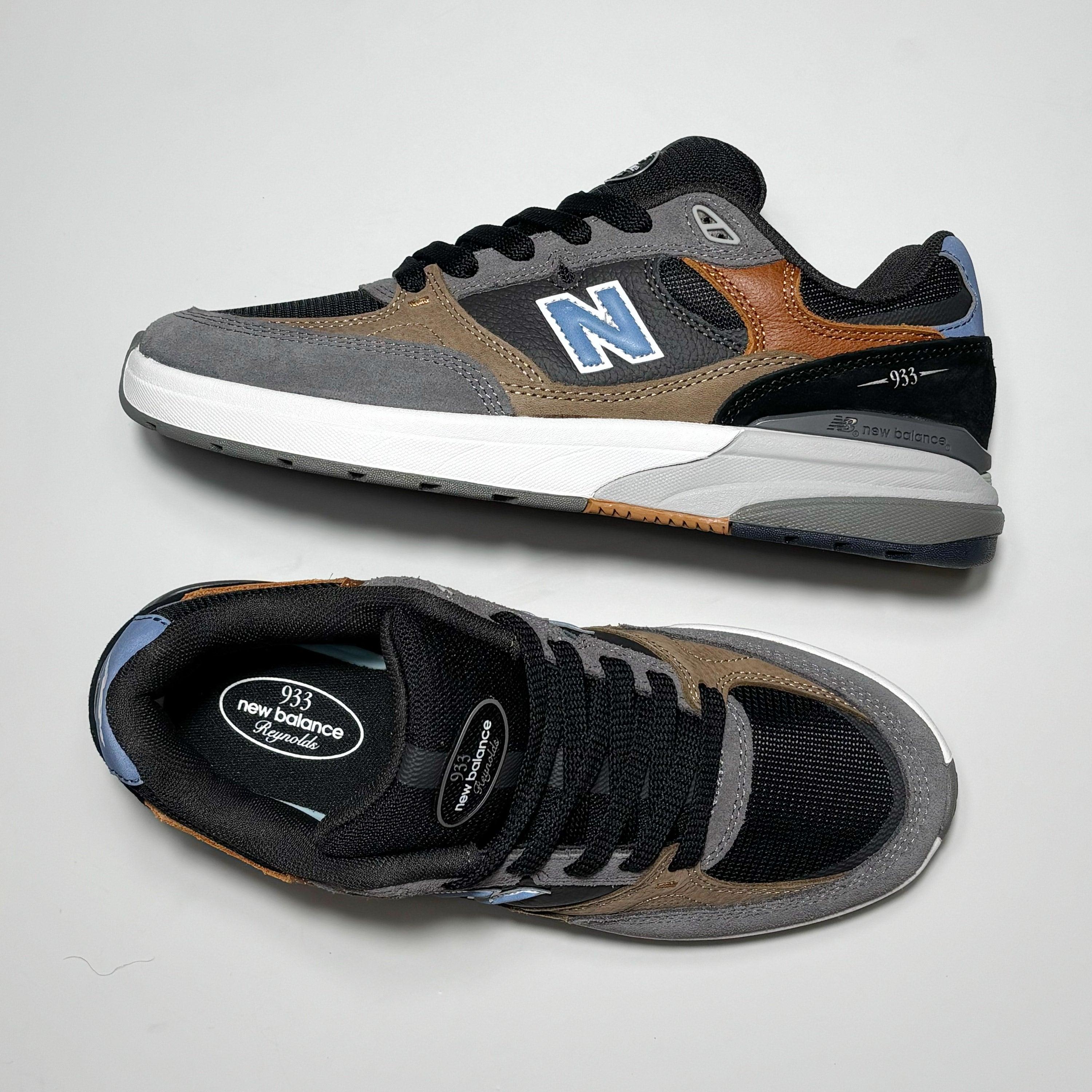 Toe down view with side profile. 933 reynolds oval logo on tongue.