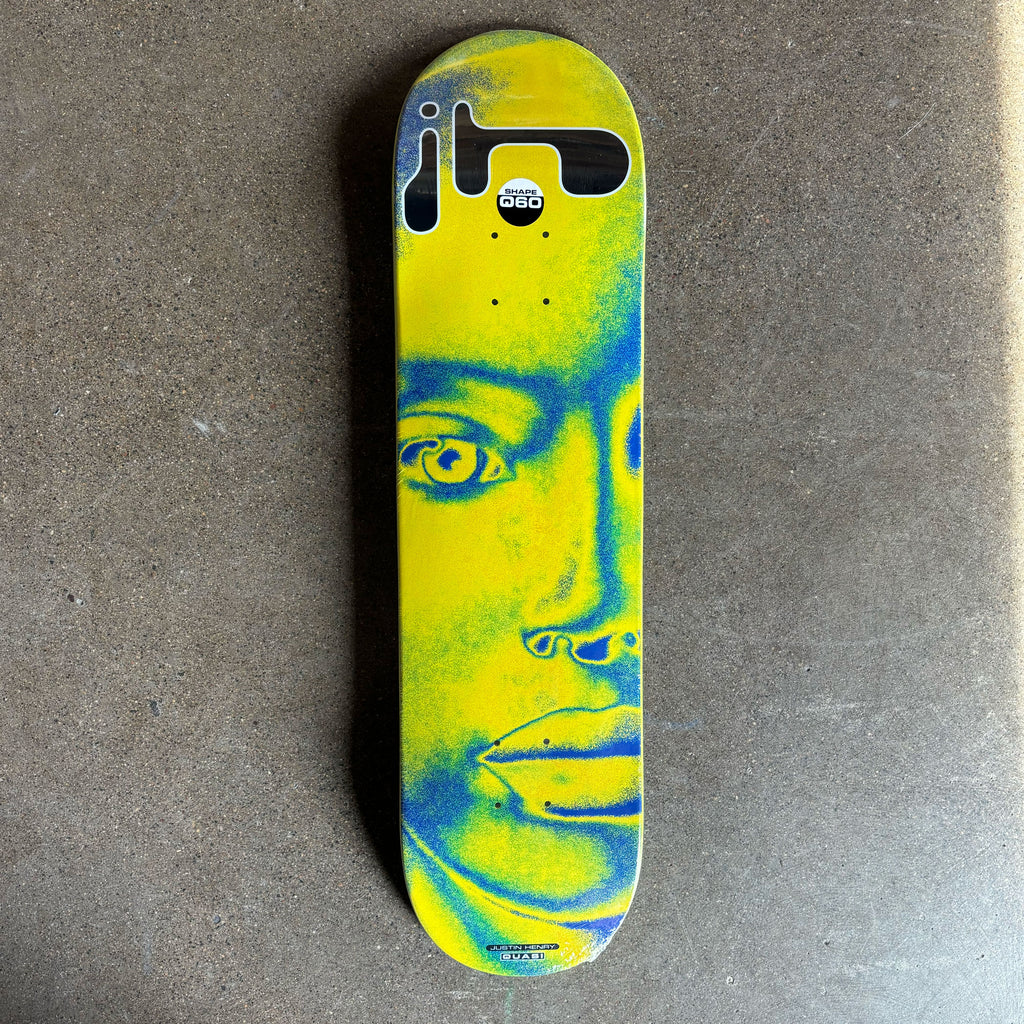 Familia Skateboard Shop
