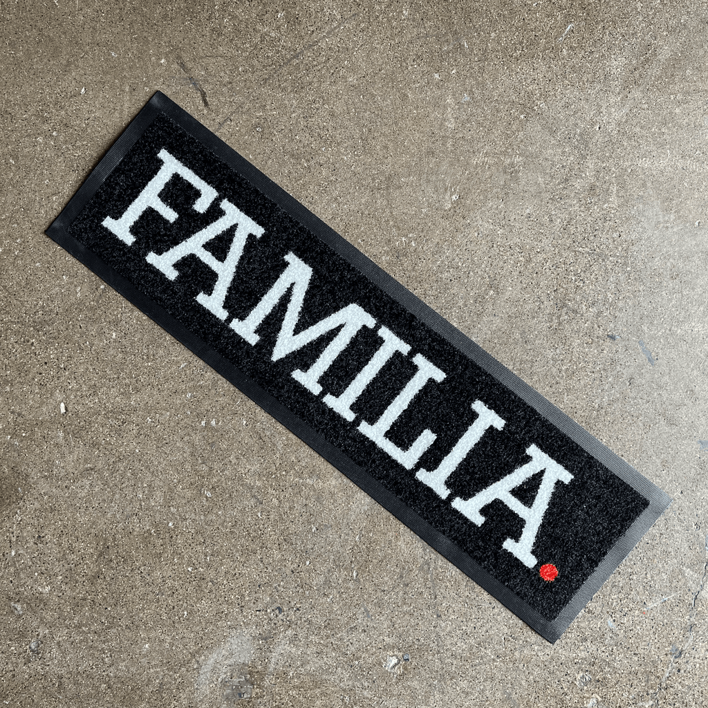 Familia Skateboard Shop