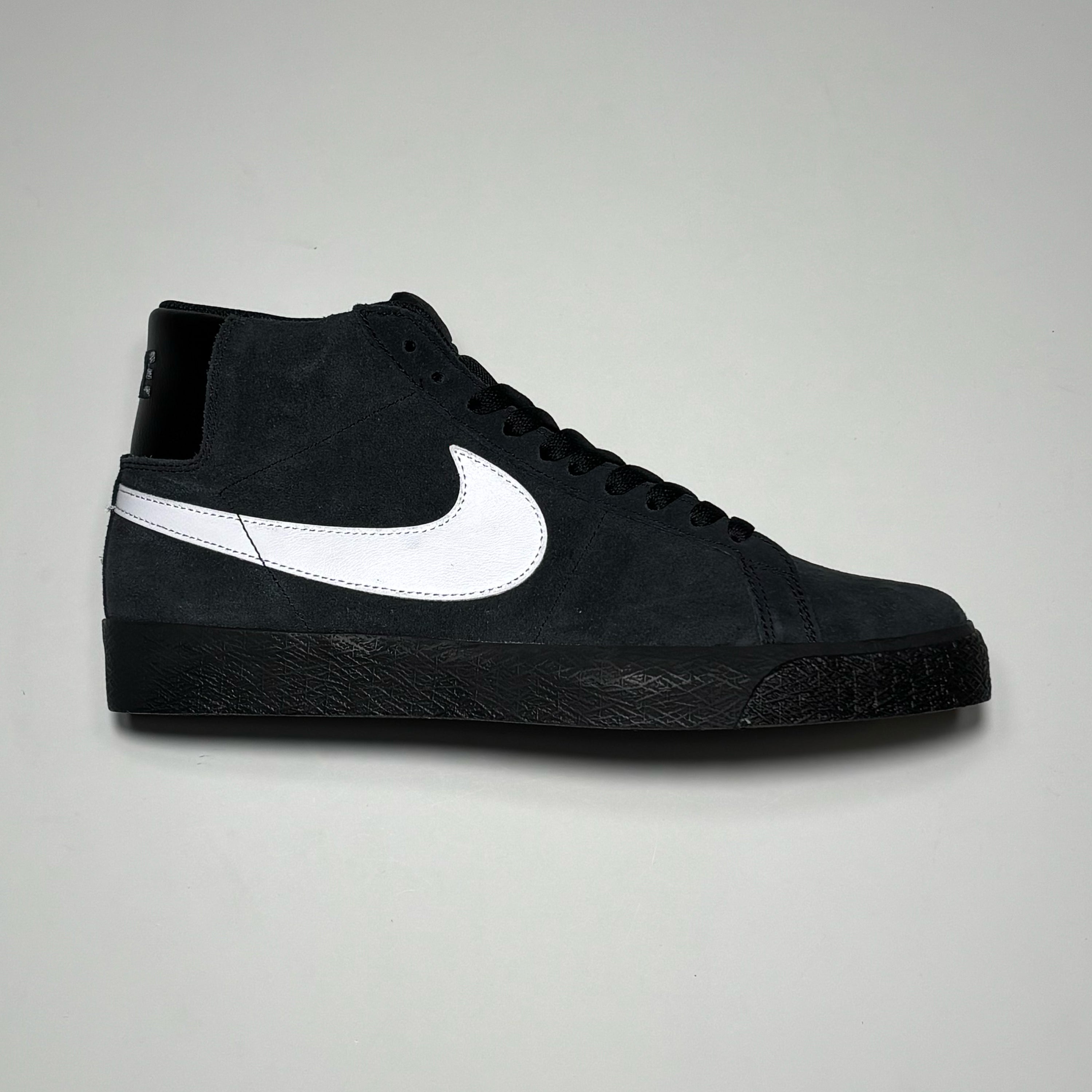 Familia Skateboard Shop