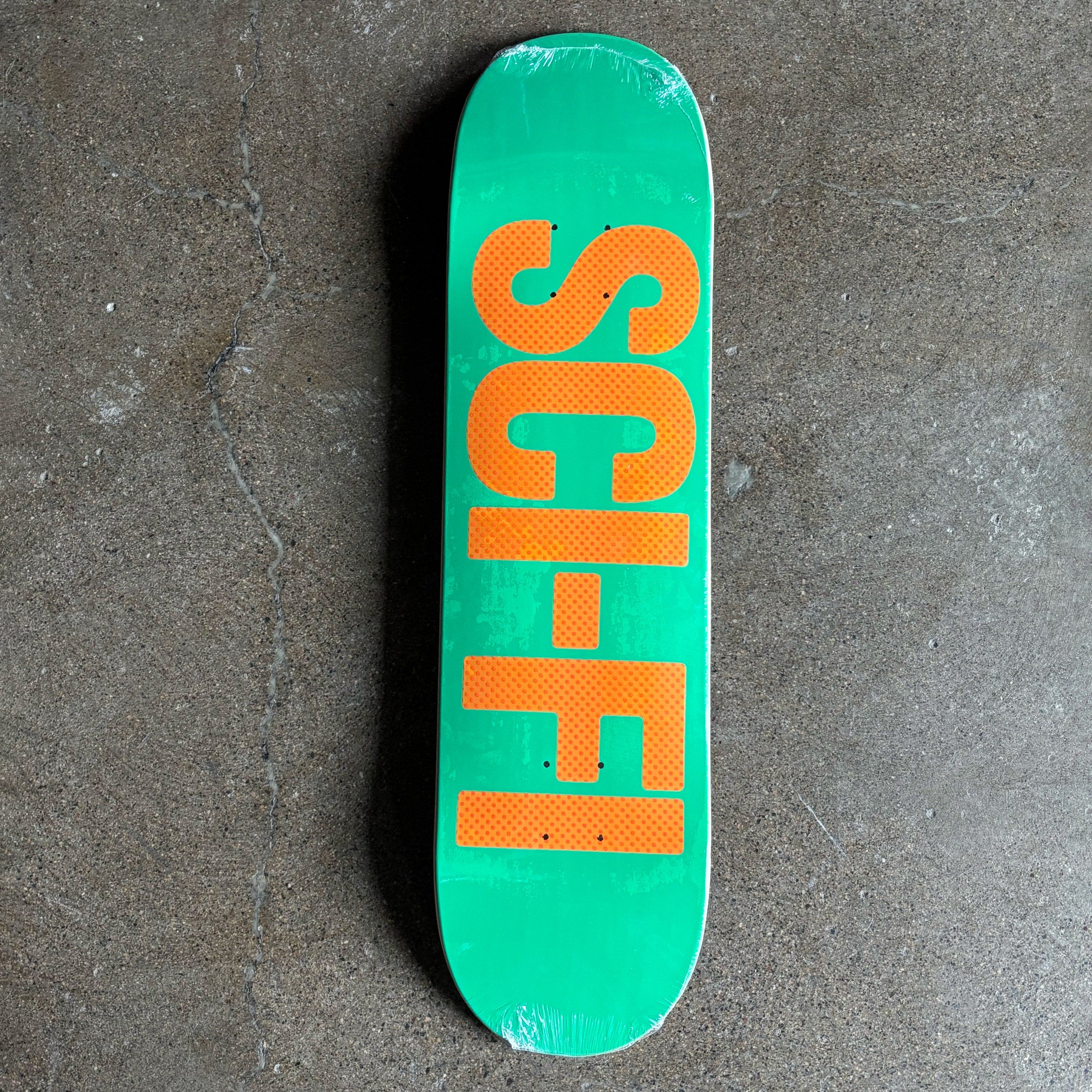 Familia Skateboard Shop