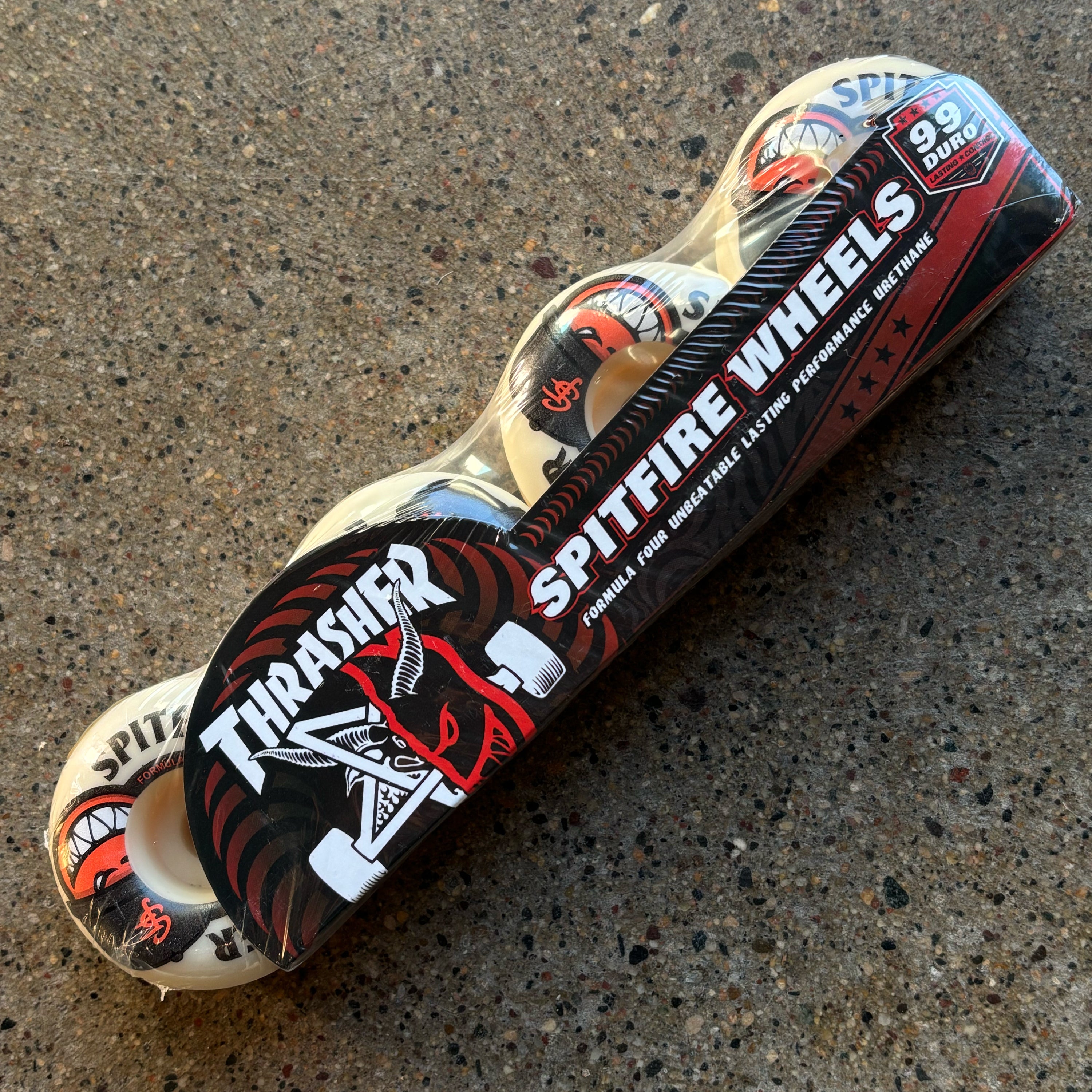 Familia Skateboard Shop