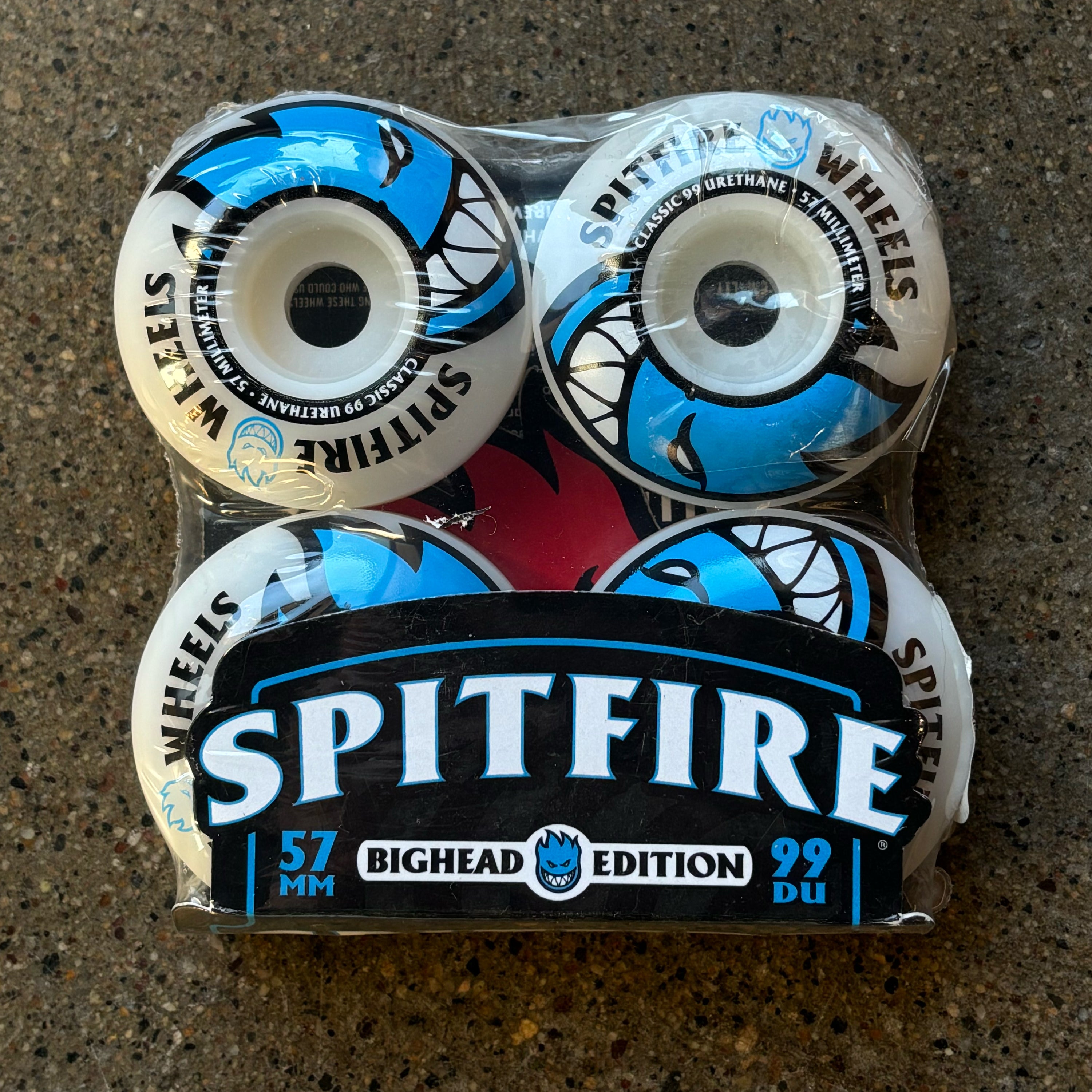 Familia Skateboard Shop