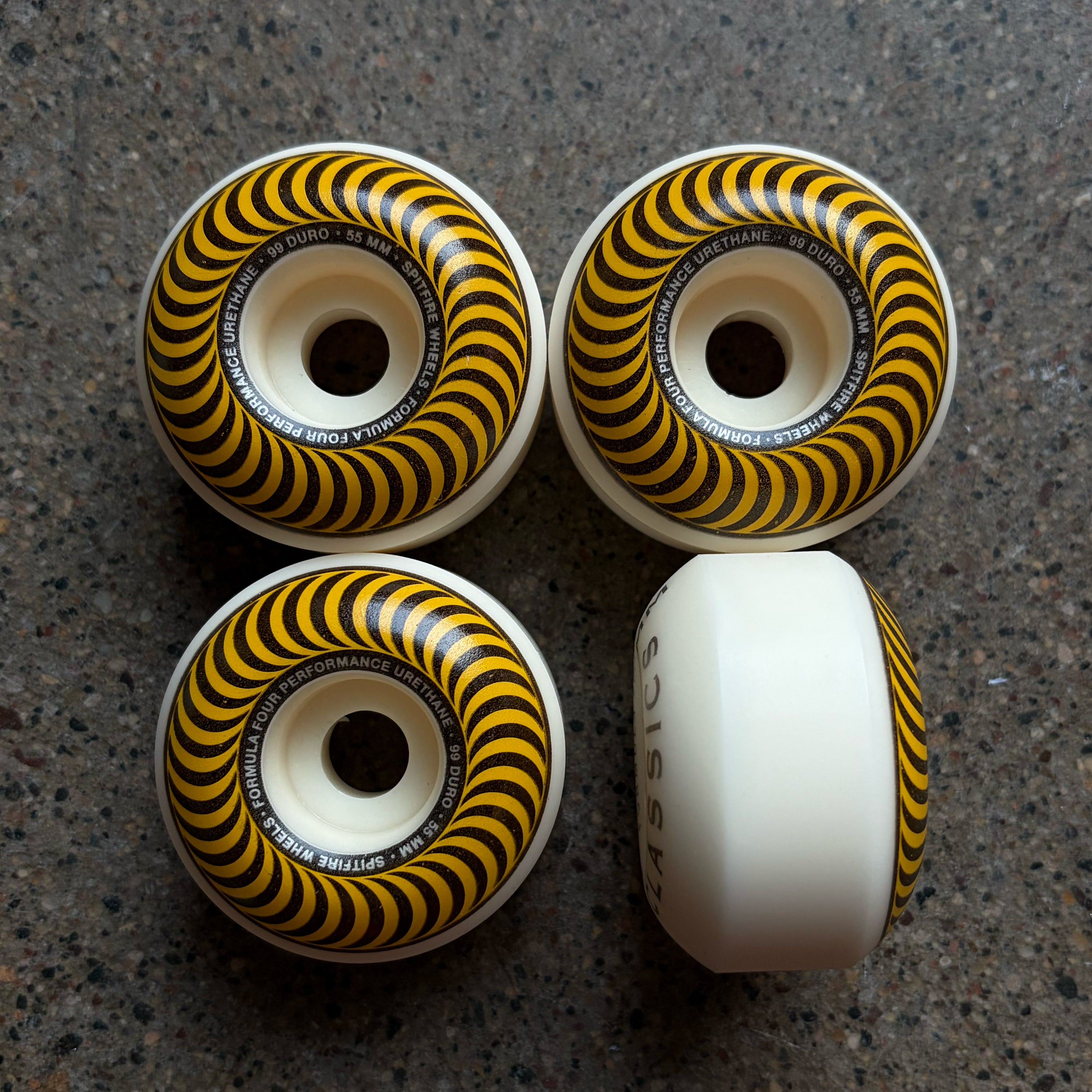 Set of 4 Spitfire Formula Four classic wheels.