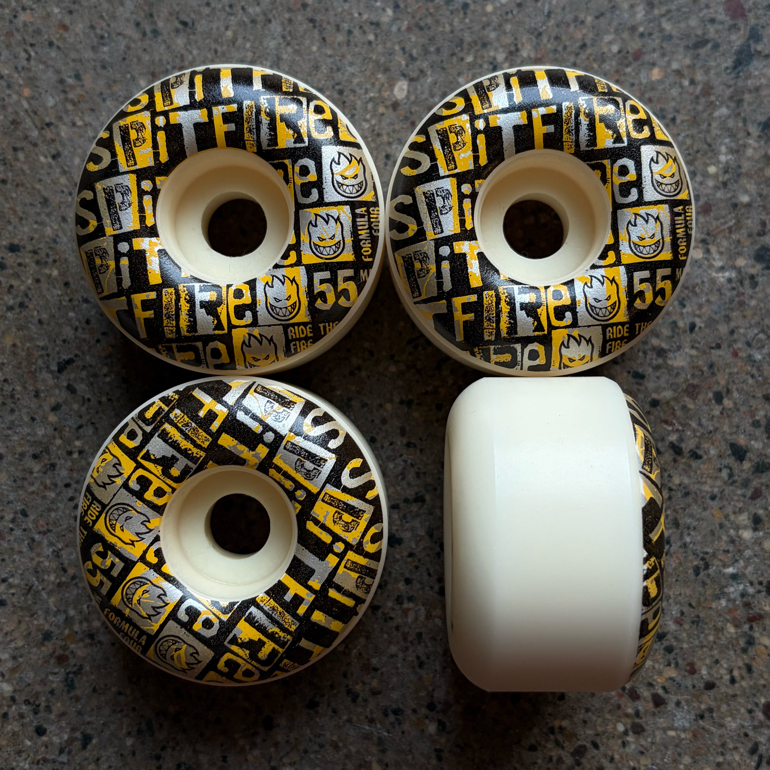 Set of 4 Spitfire Formula Four Radial wheels