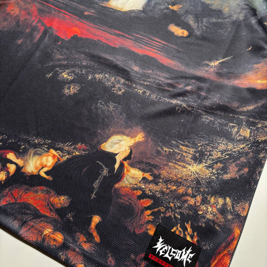 Close detail of printed artwork with welcome woven label